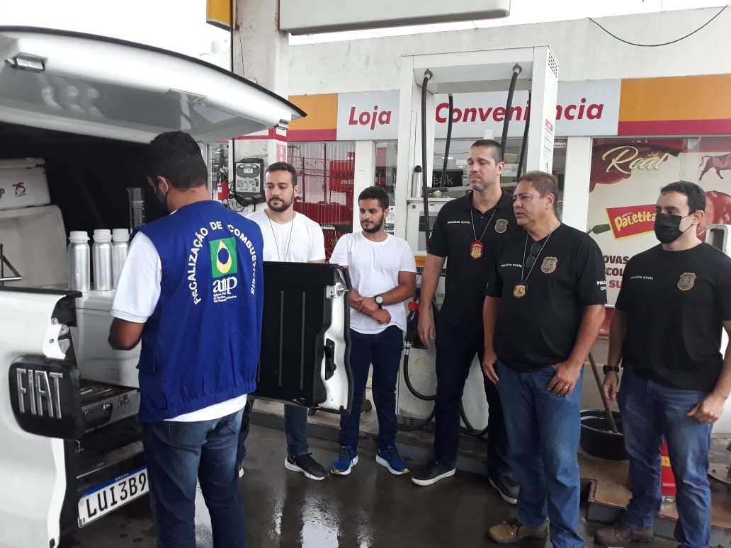 Postos de Guarapari passam por fiscalização de qualidade dos combustíveis