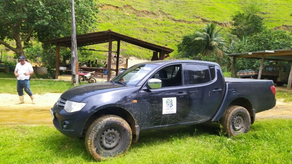 Nova caminhonete vai possibilitar melhor fiscalização e amparar produtores rurais de Guarapari