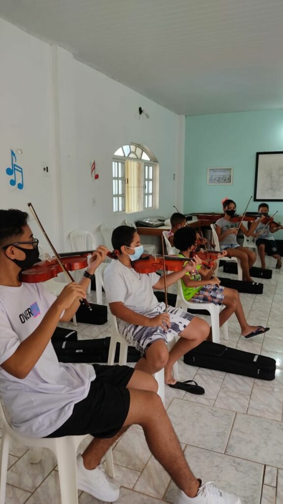Creche alegria musical 2022 02 2 - Projeto em Santa Mônica oferece aulas de instrumentos para crianças de Guarapari