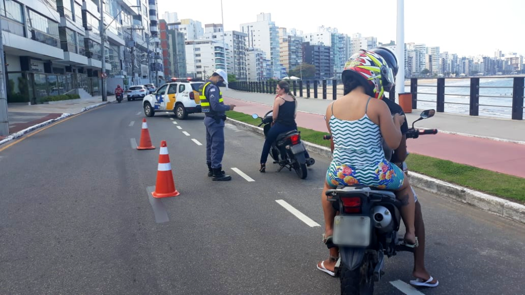 Polícia Militar registra aumento nas infrações de trânsito em Guarapari