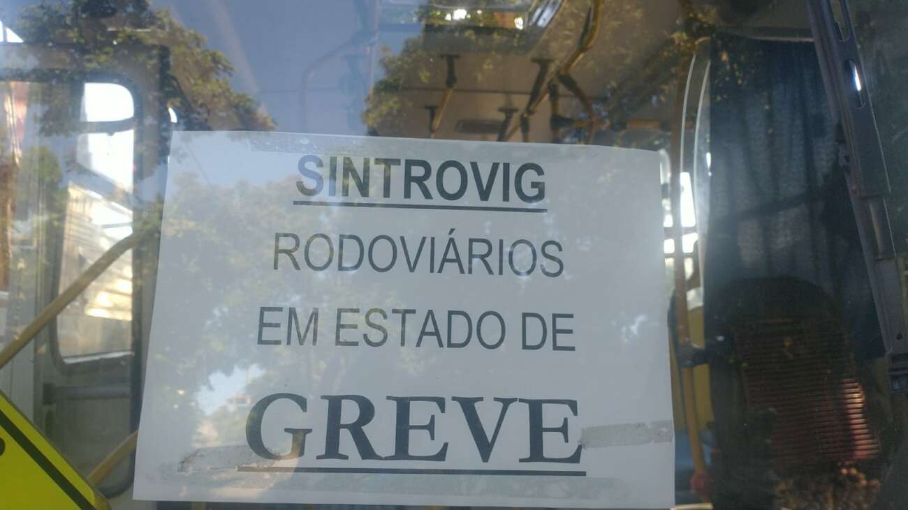 Manifestação de rodoviários de Guarapari segue e ônibus podem ter frota reduzida a partir de amanhã (16)