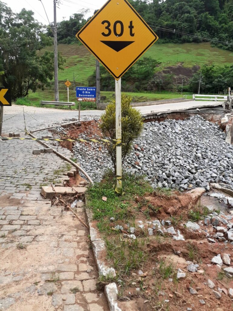 ponte cachoeirinha 2021 12 1 1
