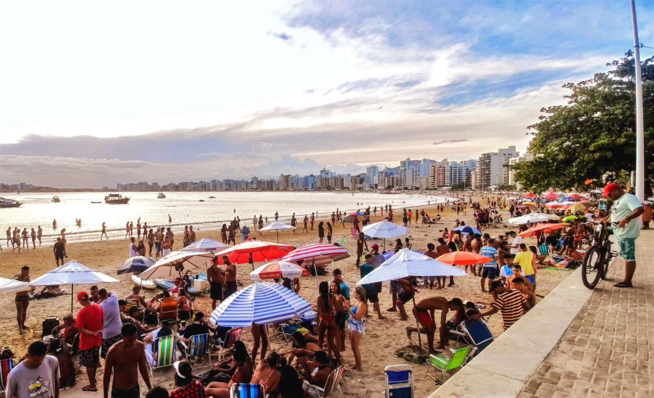 Verão está superando expectativas, avaliam representantes de Turismo e Eventos de Guarapari