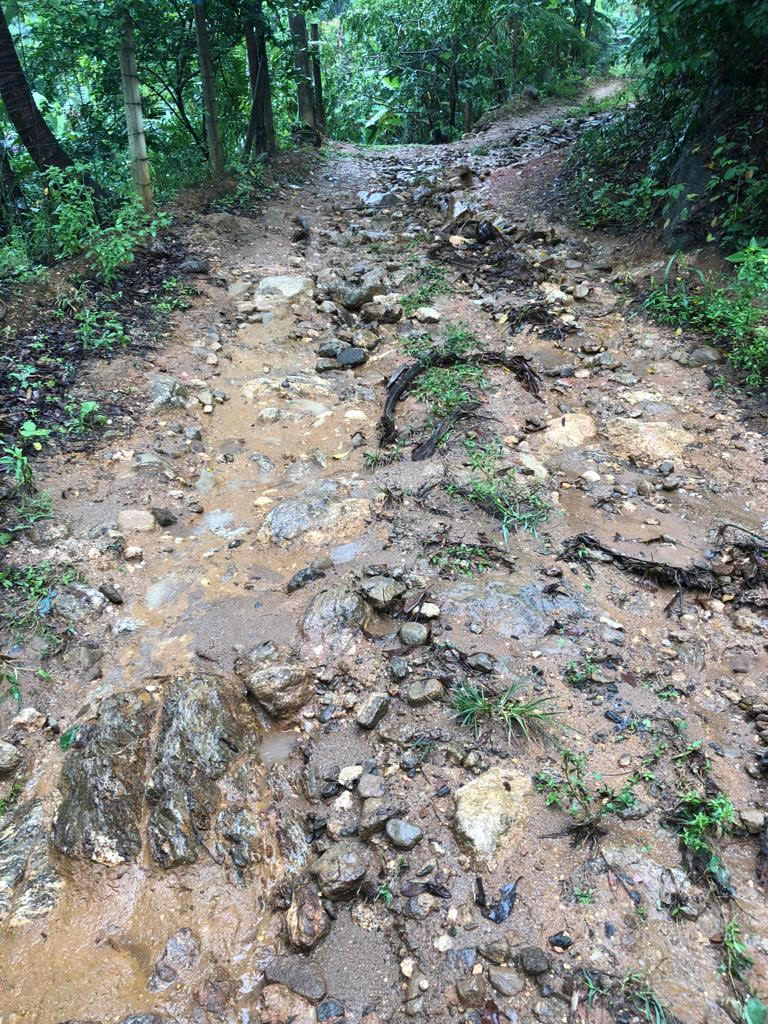 Chuva piora situação de rua na zona rural de Guarapari; moradores pedem providências