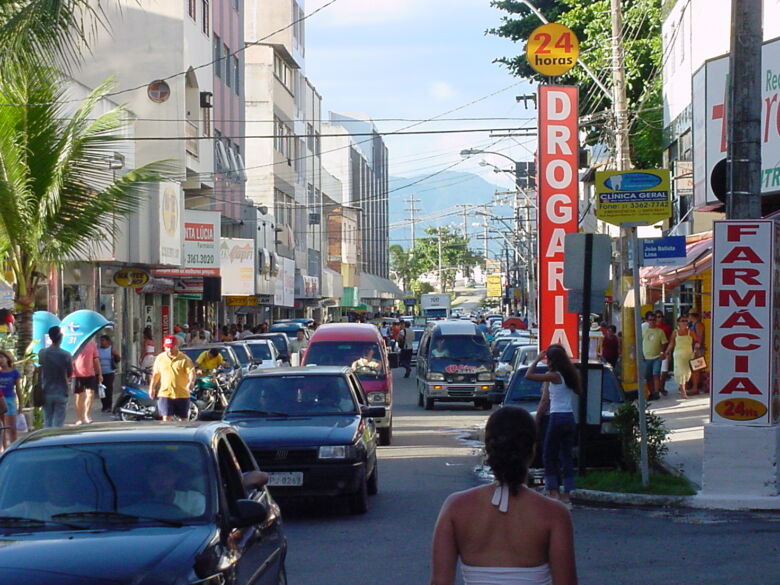 Parceria entre CDL e Ifes oferta curso para aprimorar atendimento em comércio de Guarapari