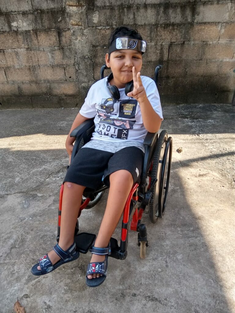 Projeto busca recursos para ensinar luta para crianças com deficiência em Guarapari