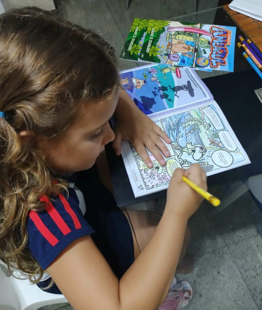 Revista em quadrinhos incentiva crianças de Guarapari a preservar o meio ambiente
