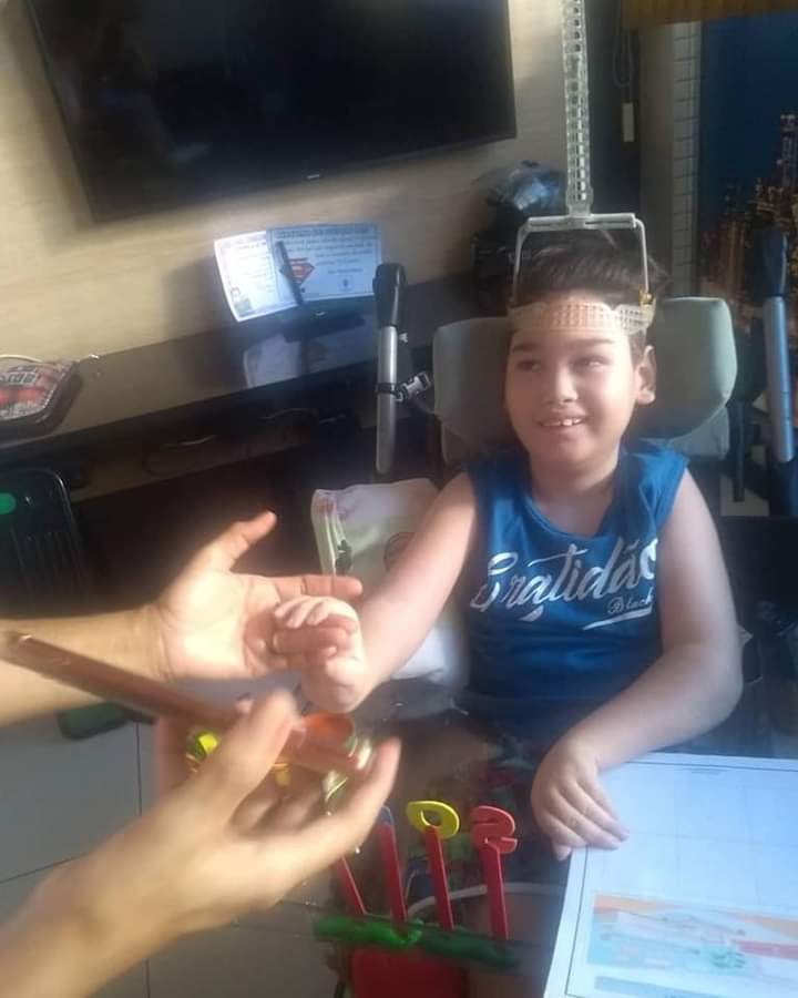 Guarapari: mãe do grupo Colorindo Sonhos cria corrente de orações pelo filho internado