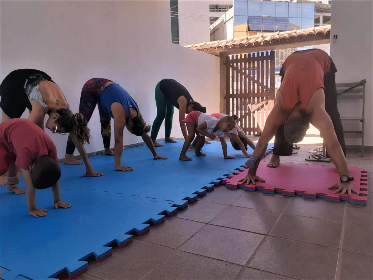 Oficinas promovem novo contato com a arte circense em Guarapari