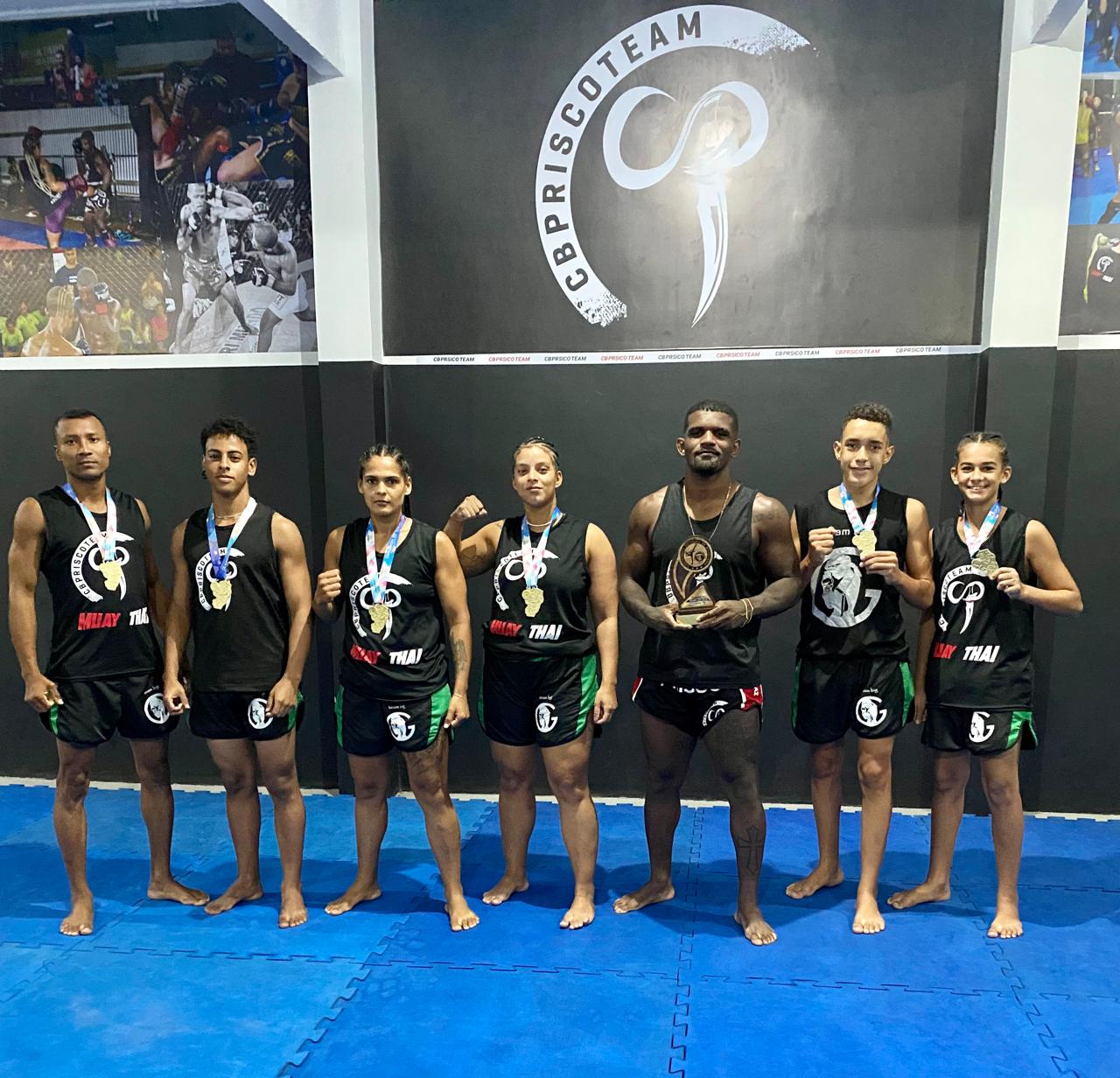 Atletas de Guarapari conquistam vaga para Campeonato Brasileiro de Kickboxing