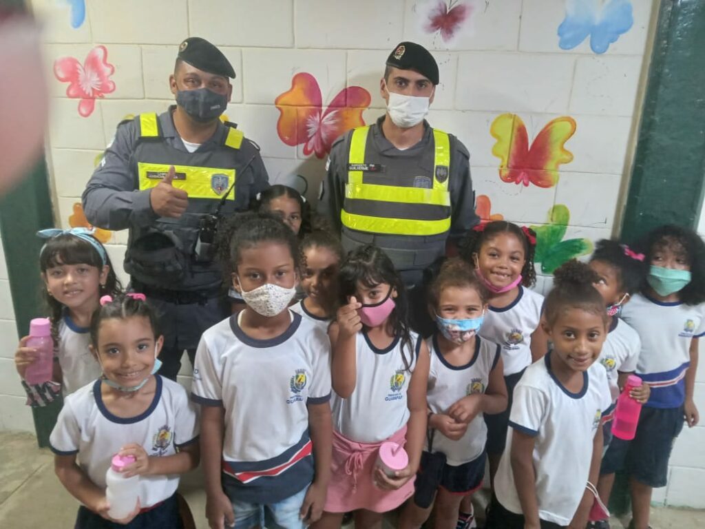 Proerd: PM retoma programa de prevenção às drogas em escolas de Guarapari
