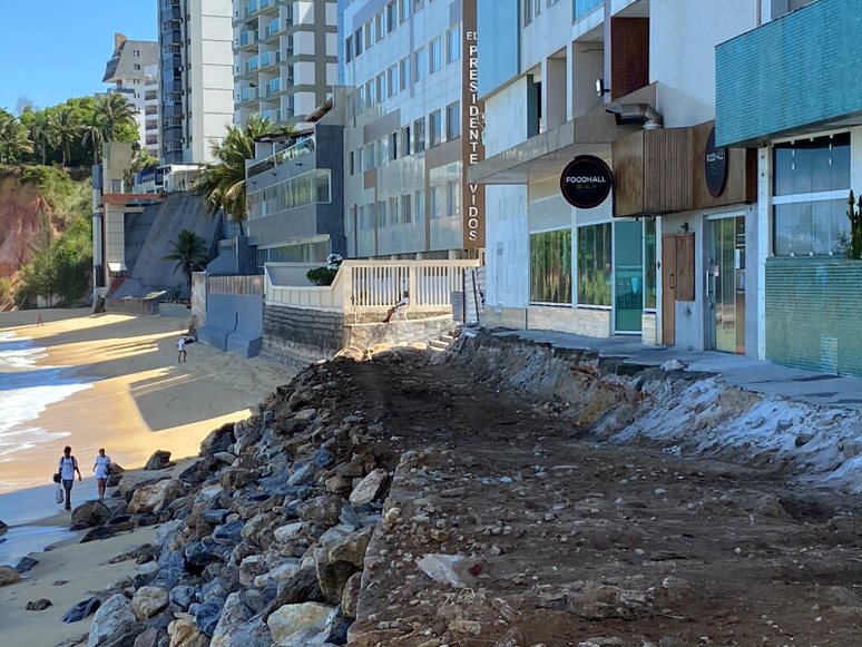 Guarapari: empresa é contratada e tem cinco* meses para concluir obra na Praia da Areia Preta