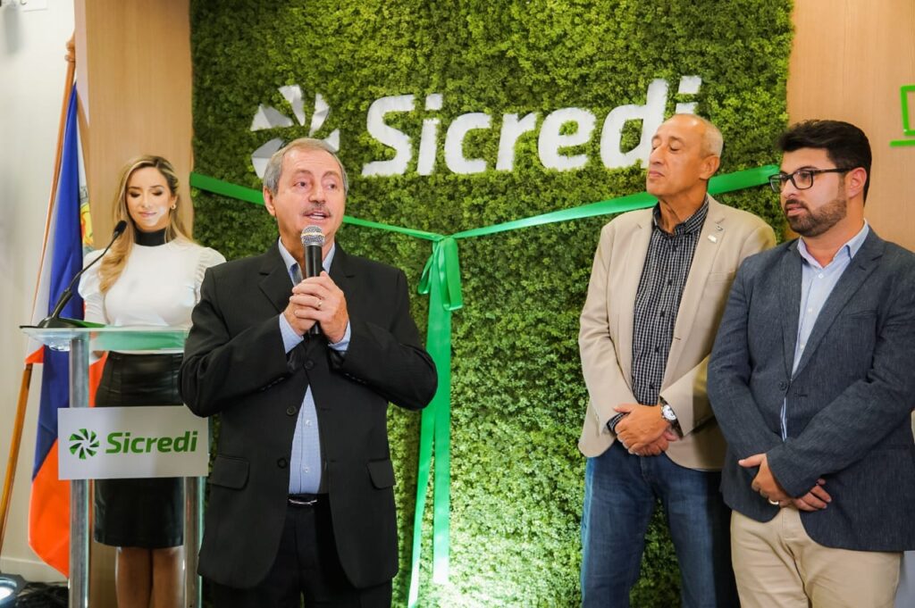 Sicredi inaugura agência em Guarapari com projeto de expansão na região