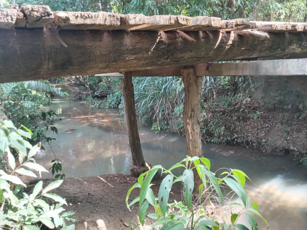 Estado de ponte em comunidade rural de Guarapari preocupa moradores
