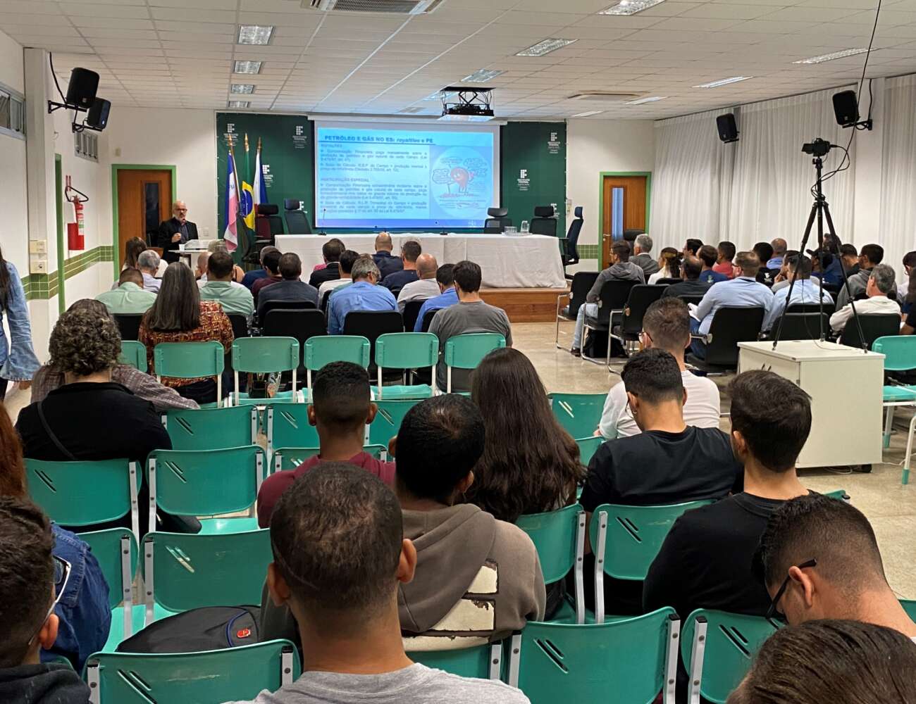 Seminário levanta oportunidades e caminhos para integrar Guarapari ao setor de petróleo e gás