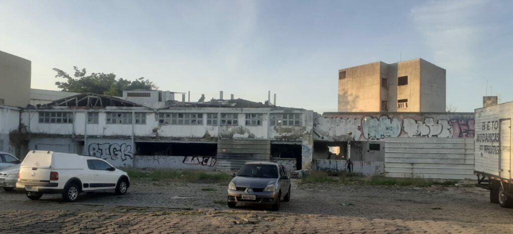 Artigo: Por que tantos prédios públicos estão abandonados ou sem uso em Guarapari?