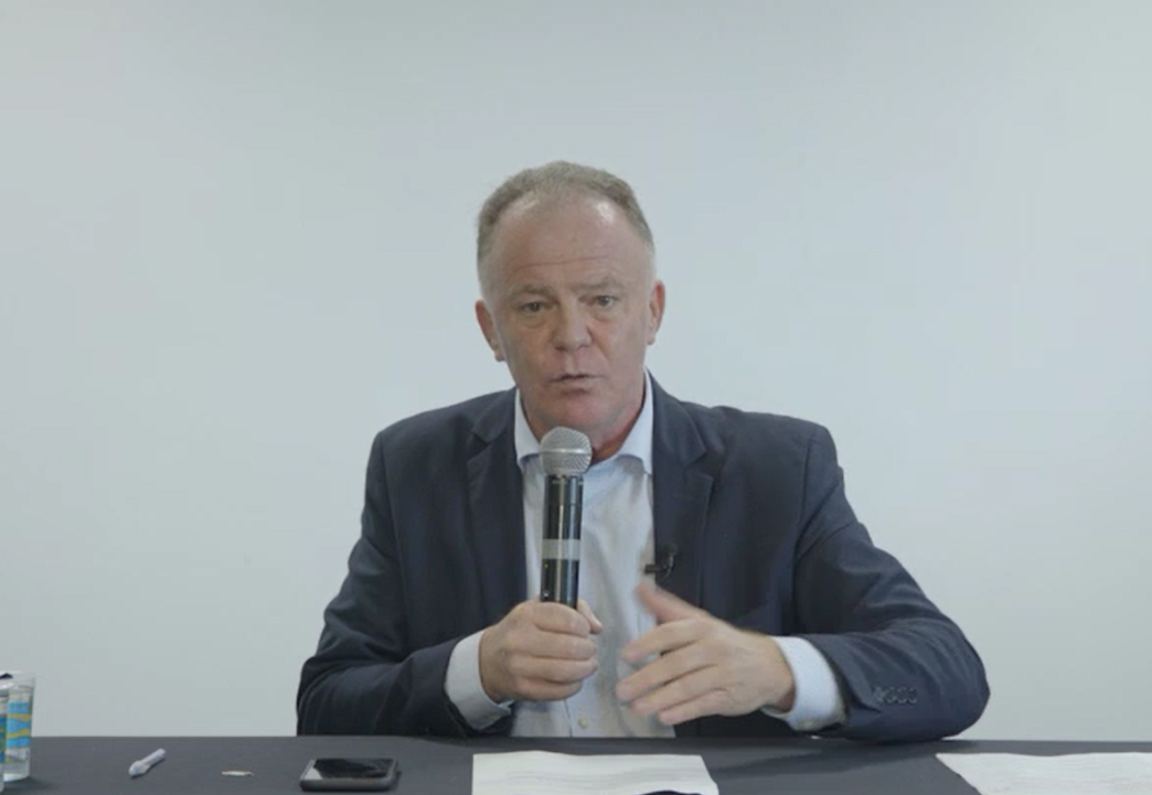 Renato Casagrande anuncia pré-candidatura à reeleição para o governo do ES