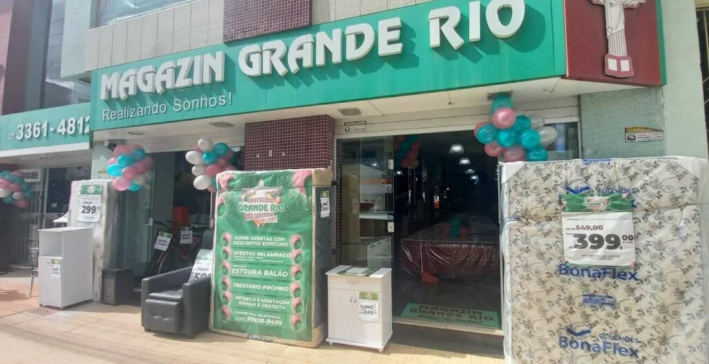 Lojas Grande Rio completam 36 anos com série de ações e descontos em Guarapari