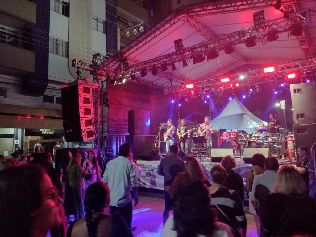 Guarapari: terceira noite do Esquina da Cultura contou com música clássica e dupla sertaneja
