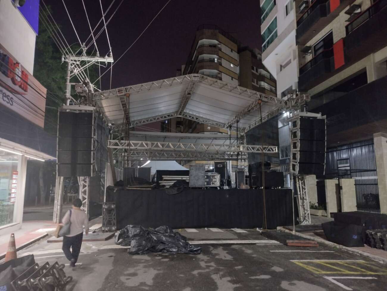 Prefeitura de Guarapari realiza interdições em vias públicas para o Esquina da Cultura