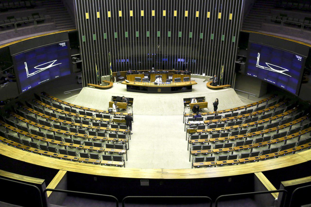 Entenda como funciona o cálculo para eleger deputados