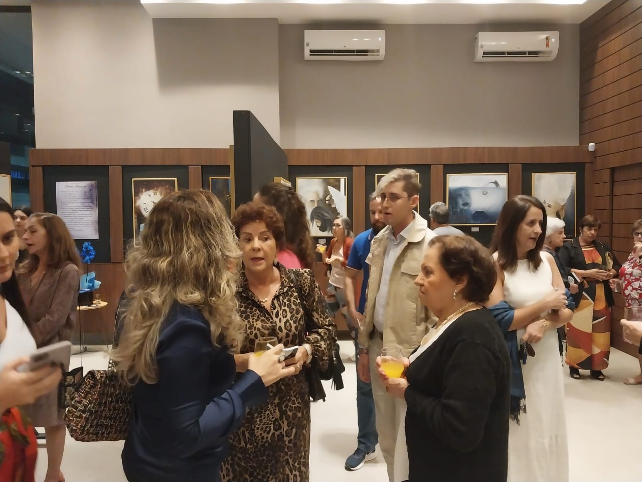 Espaço cultural apresenta exposição “Vida: Sentimentos e Emoções” em Guarapari