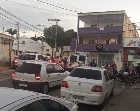 Acusado de homicídio na tarde de ontem (23) em Guarapari segue foragido