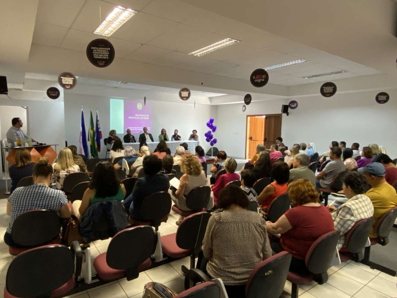Fórum debate direitos dos idosos em Guarapari