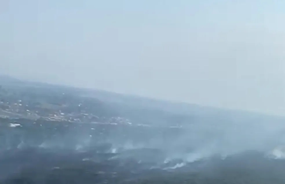 Novo incêndio atinge sete quilômetros quadrados do Parque Paulo César Vinha, em Guarapari