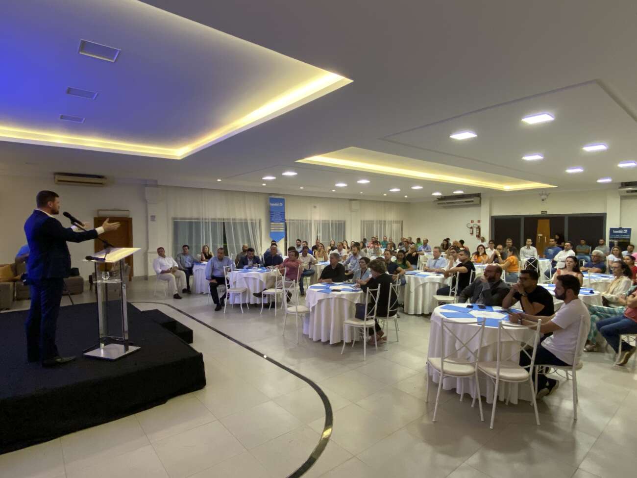 Bandes lança linha de crédito para empresas do sul do ES durante evento em Guarapari