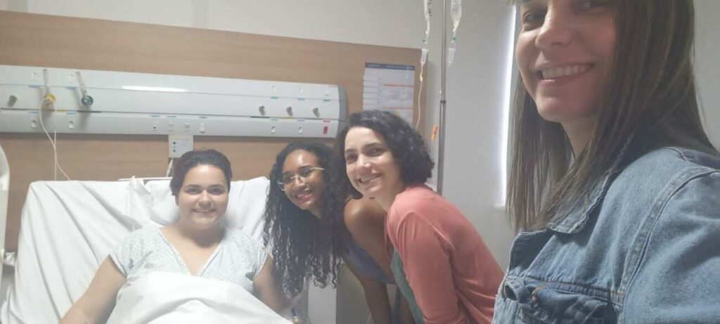 Grupo de Guarapari se une para ajudar amiga em tratamento de câncer