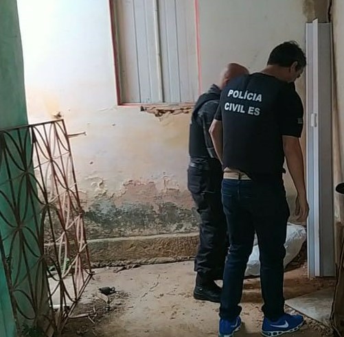 Oito pessoas são presas em operação para combater tráfico de drogas no litoral sul do ES