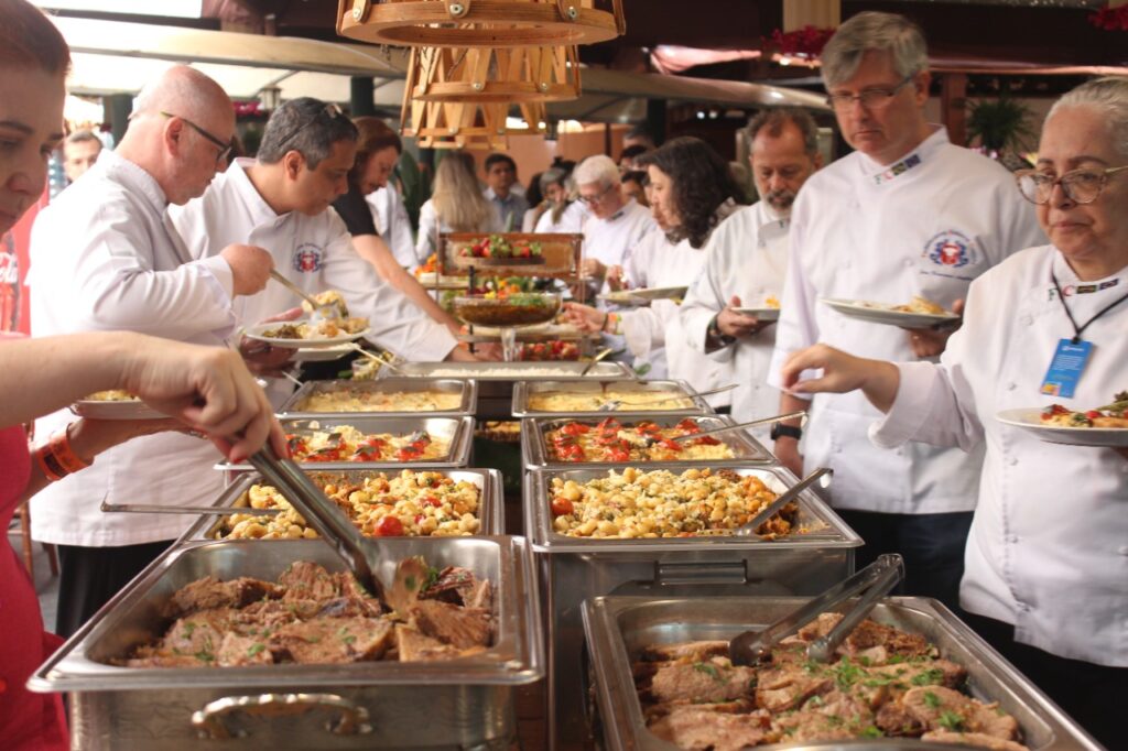 Capixaba recebe título de Master Chef da cozinha italiana