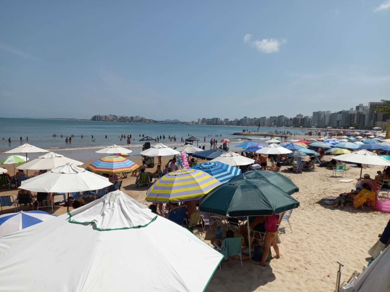‘Semana do Saco Cheio’ aquece expectativas da hotelaria e comércio em Guarapari