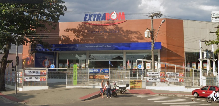 Prédio dos Supermercados Santo Antônio em Guarapari recebe proposta de compra durante leilão