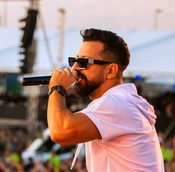 Com Dennis e Menos é Mais, All Mar anuncia shows no Siribeira, em Guarapari