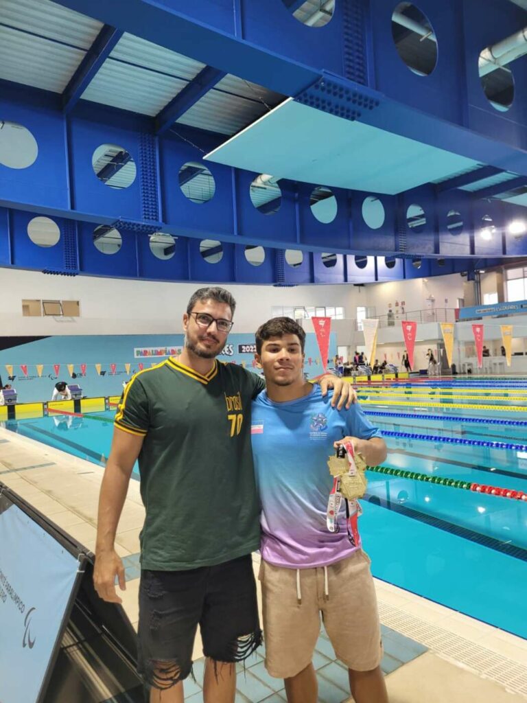 Paratleta de Guarapari é convidado para treinamento de natação da Seleção Brasileira
