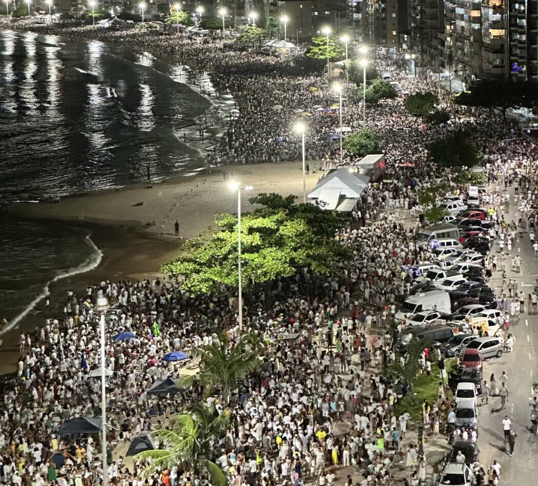 Pesquisa identifica perfil de turistas em Guarapari e mais quatro cidades do ES durante o Réveillon