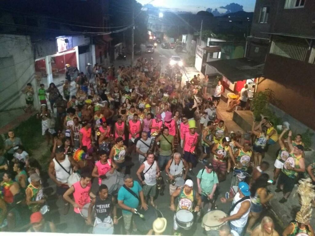 Bloco Boca de Siri anima as ruas de Itapebussu neste domingo (19) em Guarapari