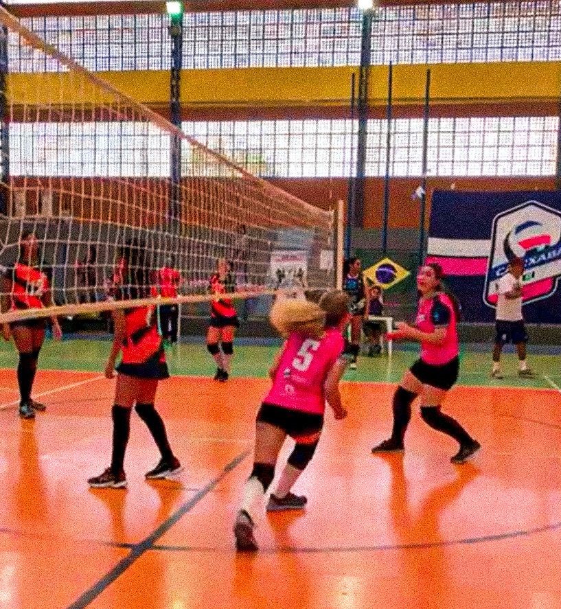 Jovens atletas de Guarapari são convocados para a Seleção Capixaba de Vôlei