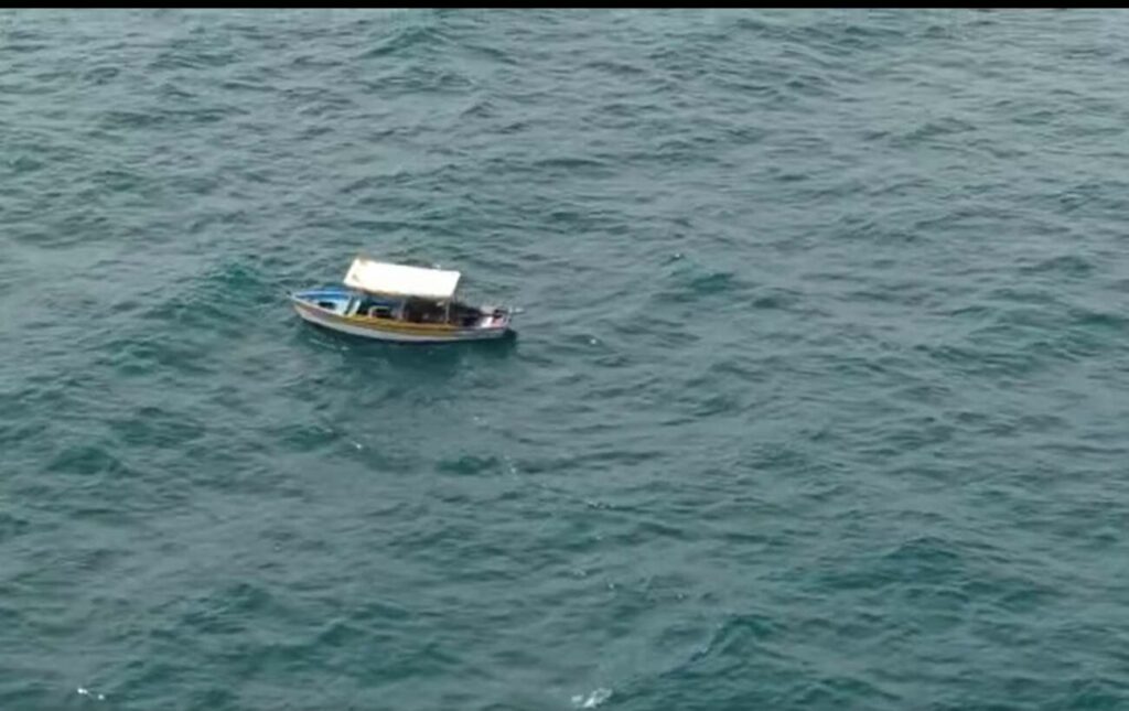 Marinha faz busca por pescador desaparecido em Guarapari