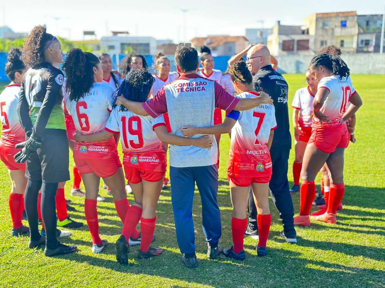 Na semifinal do Estadual, clube quer investir em projeto de futebol feminino em Guarapari