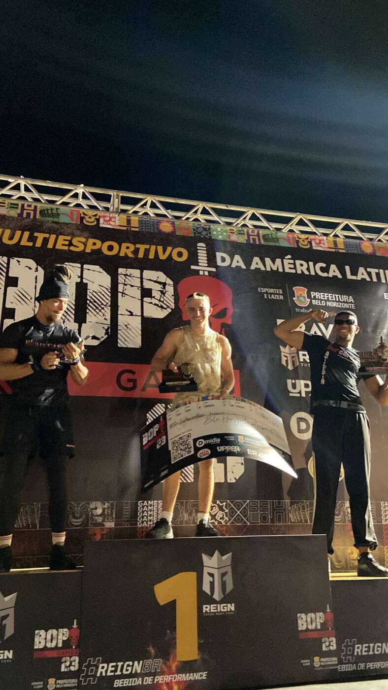 Atleta de Guarapari ganha campeonato de calistenia, considerado maior da América Latina