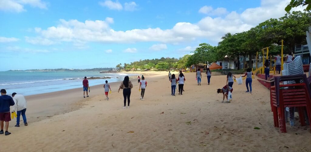 limpeza praias - Anchieta mobiliza população para limpeza das praias do município