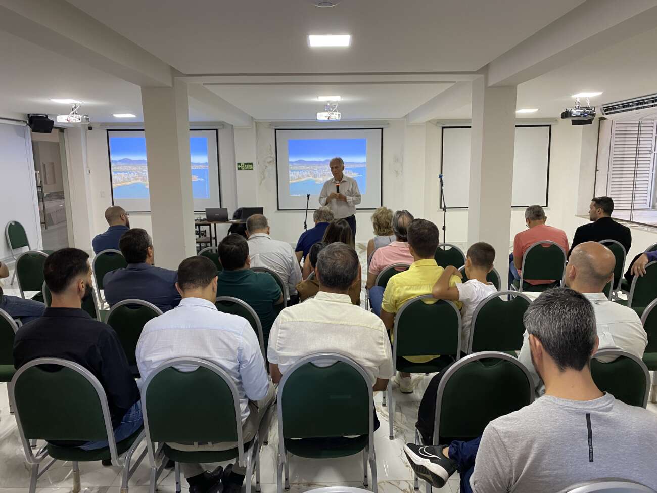 Pesquisa apresenta perfil de turistas que passaram a ‘Semana do Saco Cheio’ em Guarapari