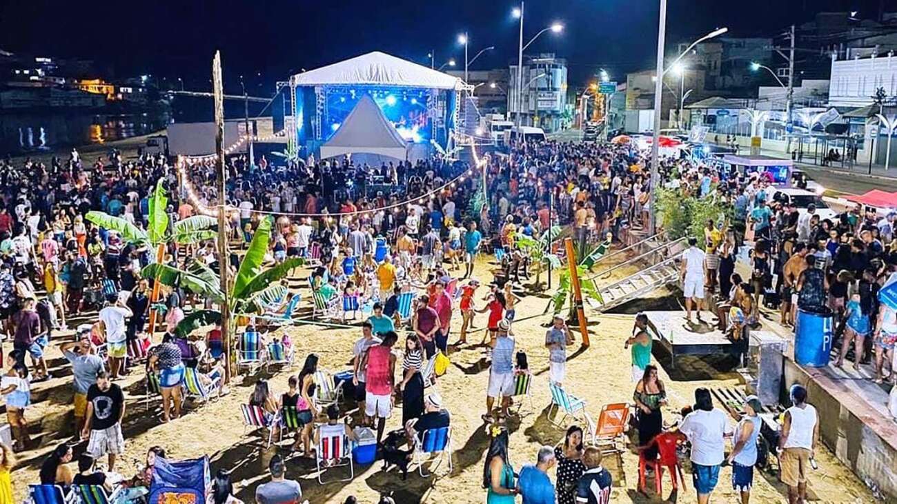 Anchieta altera data de início da temporada de luaus de verão devido à previsão de chuva