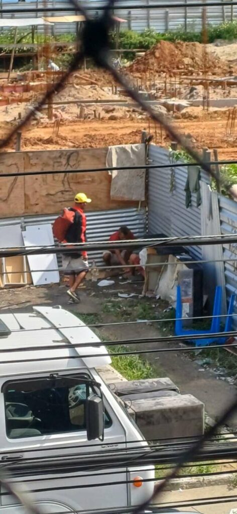 WhatsApp Image 2024 03 09 at 11.12.52 - Guarapari: moradores em situação de rua transformam canteiro de obra em moradia