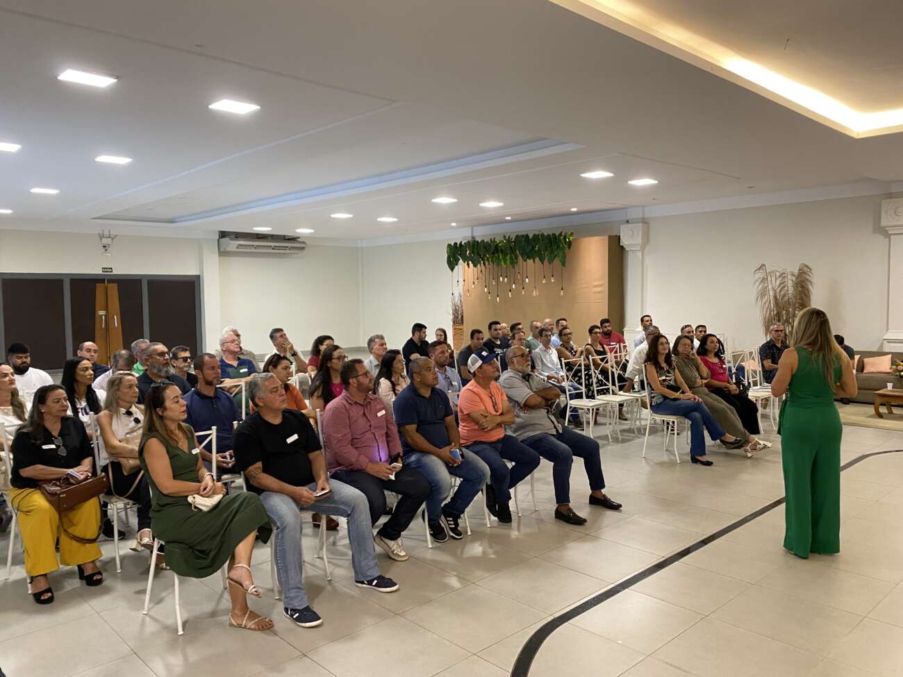 Chamoun Imóveis apresenta novo projeto de expansão durante encontro com corretores