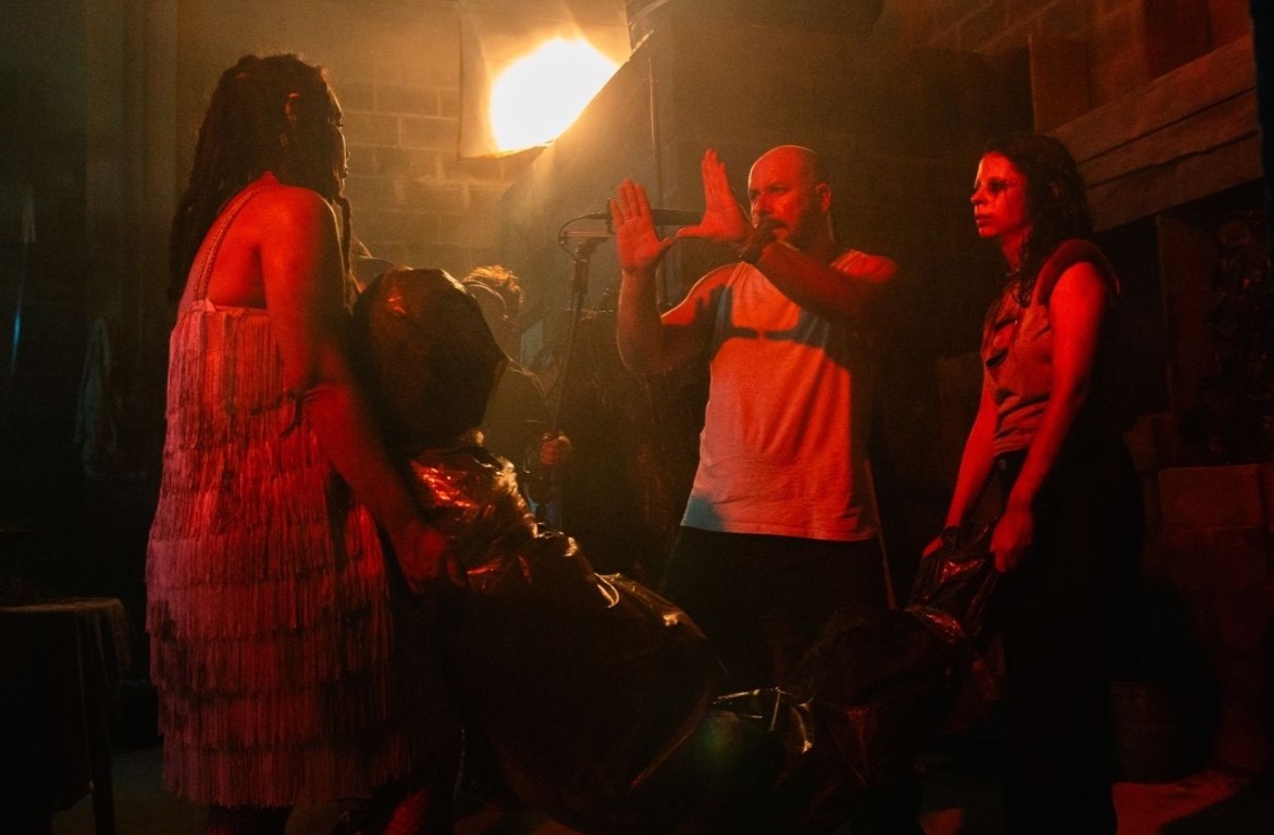 Prestes a lançar novo filme, Rodrigo Aragão quer formar novos talentos do cinema em Guarapari