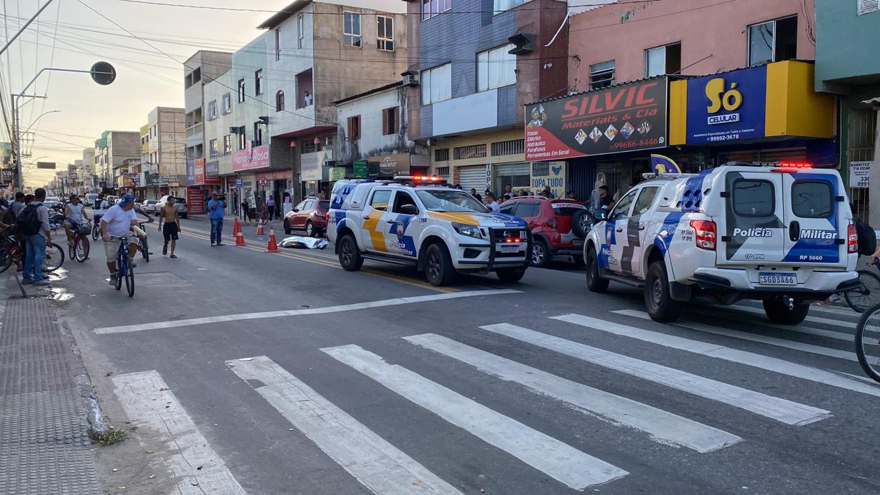 Pedestre morre após ser atropelado ao atravessar fora da faixa em Guarapari
